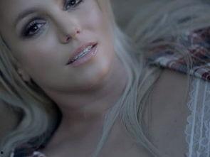 巨乳家族在线视频,揭秘网络视频背后的秘密与争议